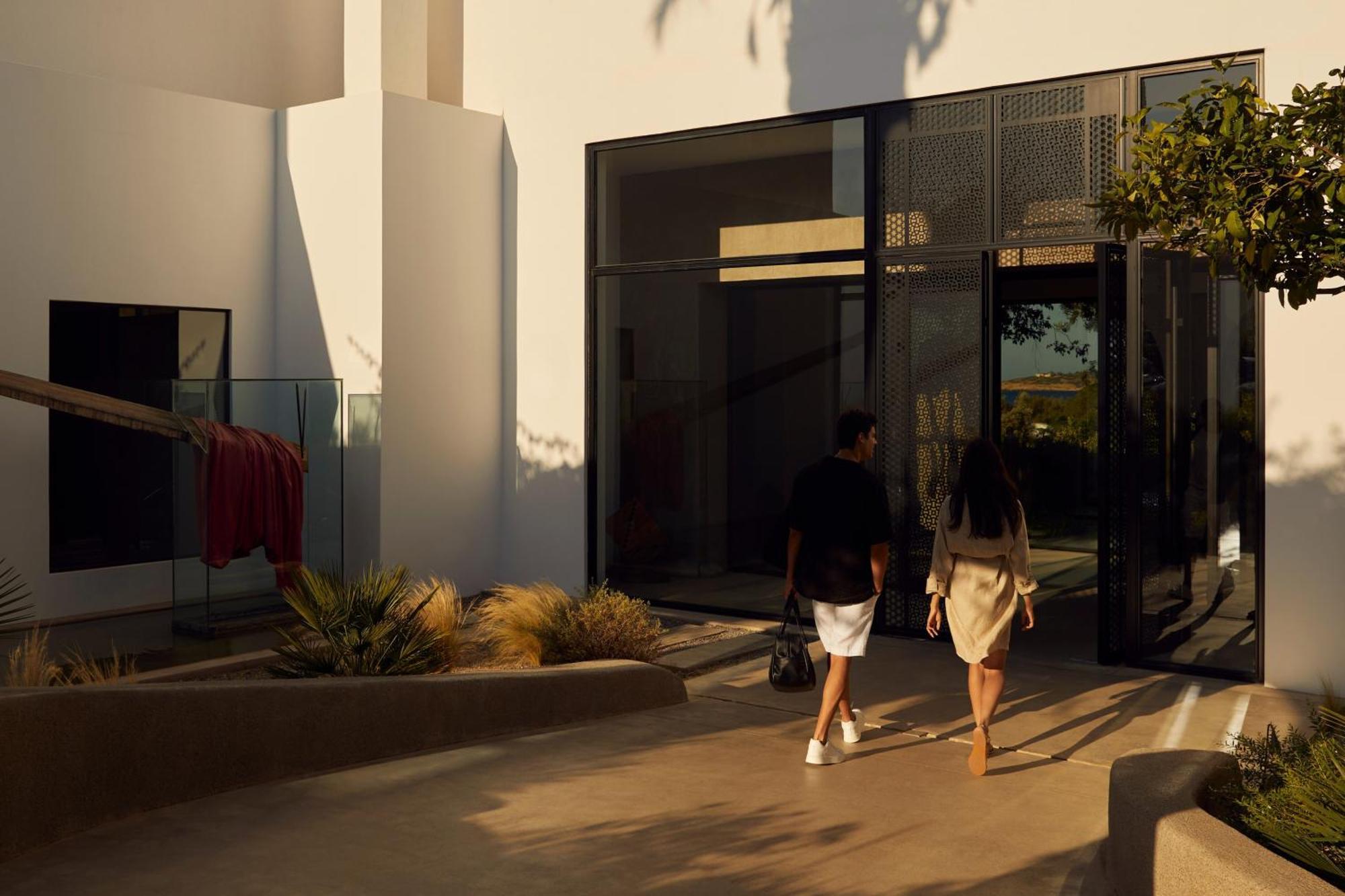 Minos Beach Art Hotel, A Member Of Design Hotels Agios Nikolaos Extérieur photo
